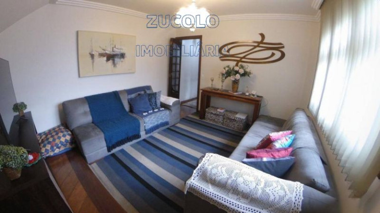 Sobrado com 2 Quartos à Venda, 220 m²