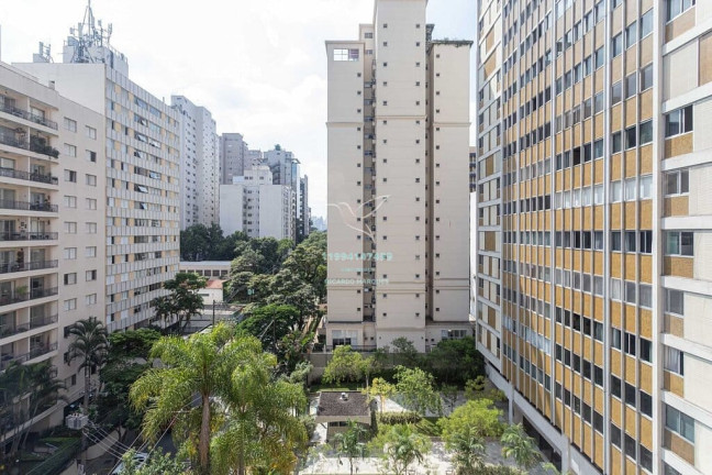 Imagem Apartamento com 3 Quartos à Venda, 121 m² em Itaim Bibi - São Paulo