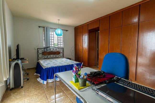 Imagem Casa com 5 Quartos à Venda, 475 m² em Setor Habitacional Arniqueira (águas Claras) - Brasília