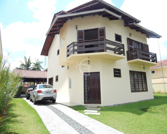 Imagem Casa com 4 Quartos à Venda, 206 m² em América - Joinville Imagem Casa com 4 Quartos à Venda, 206 m² em América - Joinville