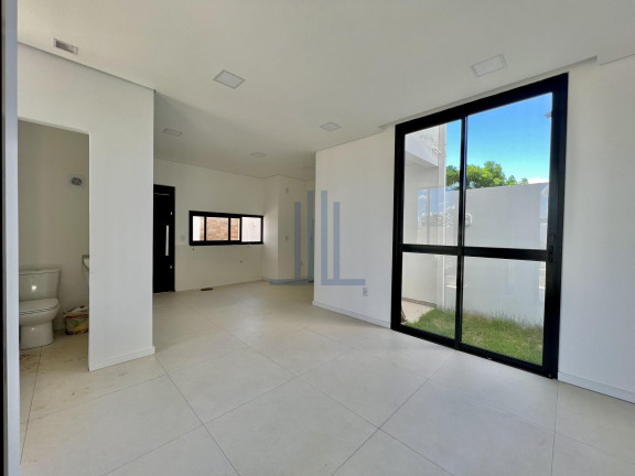 Imagem Casa de Condomínio com 3 Quartos à Venda, 119 m² em Diácono João Luiz Pozzobon - Santa Maria Imagem Casa de Condomínio com 3 Quartos à Venda, 119 m² em Diácono João Luiz Pozzobon - Santa Maria