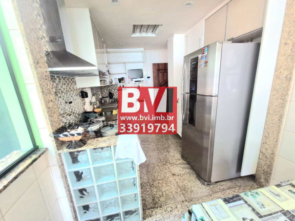 Imagem Casa com 3 Quartos à Venda, 230 m² em Vila Kosmos - Rio De Janeiro Imagem Casa com 3 Quartos à Venda, 230 m² em Vila Kosmos - Rio De Janeiro