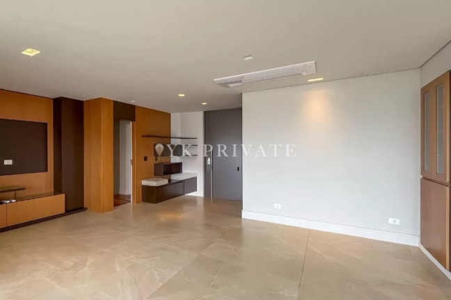 Apartamento com 3 Quartos à Venda, 175 m² em Vila Romana - São Paulo