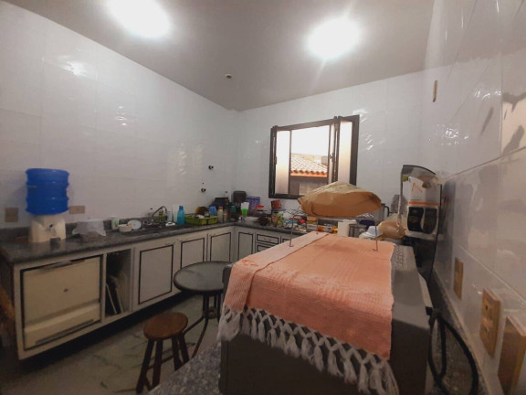 Imagem Casa com 4 Quartos à Venda, 266 m² em Gonzaga - Santos Imagem Casa com 4 Quartos à Venda, 266 m² em Gonzaga - Santos
