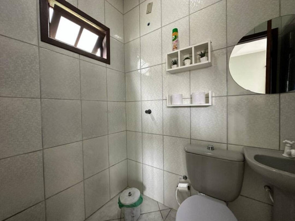 Imagem Casa com 3 Quartos à Venda, 250 m² em Centro - Balneário Barra Do Sul Imagem Casa com 3 Quartos à Venda, 250 m² em Centro - Balneário Barra Do Sul