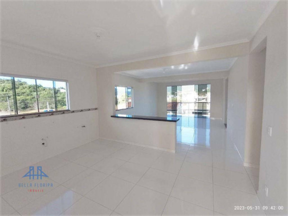 Imagem Casa com 5 Quartos à Venda, 300 m² em Centro - Antônio Carlos Imagem Casa com 5 Quartos à Venda, 300 m² em Centro - Antônio Carlos