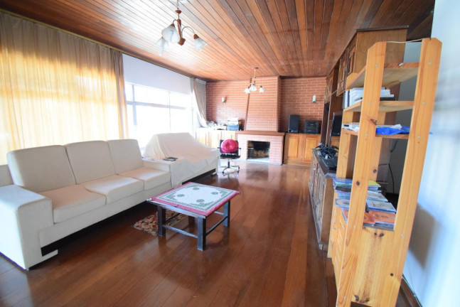 Imagem Casa com 6 Quartos à Venda, 361 m² em Vale Do Paraíso - Teresópolis Imagem Casa com 6 Quartos à Venda, 361 m² em Vale Do Paraíso - Teresópolis