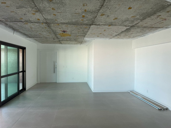 Imagem Imóvel com 4 Quartos à Venda, 220 m² em Alphaville I - Salvador Imagem Imóvel com 4 Quartos à Venda, 220 m² em Alphaville I - Salvador