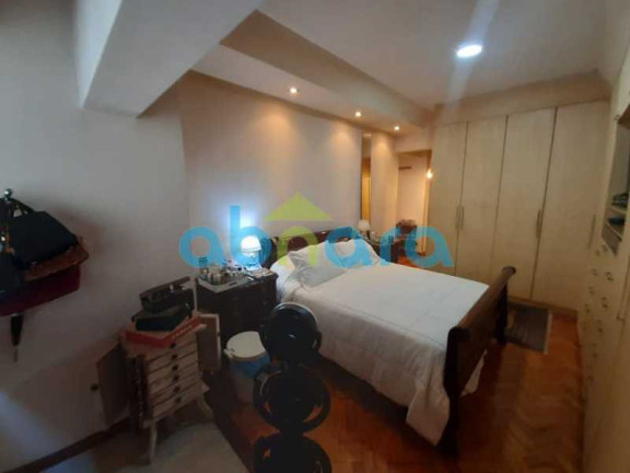 Imagem Apartamento com 3 Quartos à Venda, 300 m² em Copacabana - Rio De Janeiro Imagem Apartamento com 3 Quartos à Venda, 300 m² em Copacabana - Rio De Janeiro