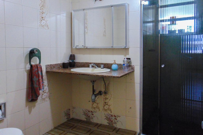Imagem Apartamento com 3 Quartos à Venda, 130 m² em Pitangueiras - Guarujá