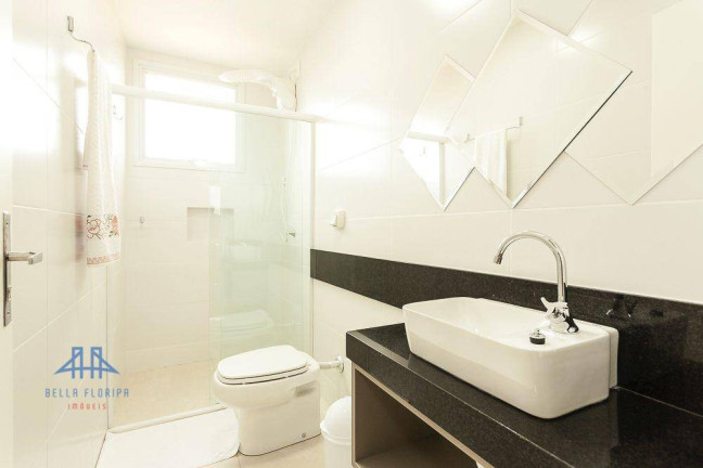 Imagem Apartamento com 2 Quartos para Temporada, 68 m² em Jurerê - Florianópolis Imagem Apartamento com 2 Quartos para Temporada, 68 m² em Jurerê - Florianópolis