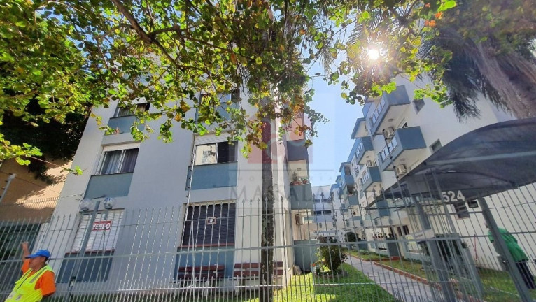 Imagem Apartamento com 1 Quarto à Venda, 67 m² em Menino Deus - Porto Alegre