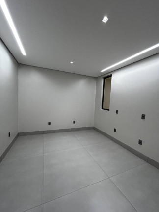 Imagem Casa com 4 Quartos à Venda, 240 m² em Centro - Tangará Da Serra Imagem Casa com 4 Quartos à Venda, 240 m² em Centro - Tangará Da Serra