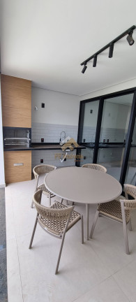 Imagem Casa com 3 Quartos à Venda, 240 m² em São Carlos