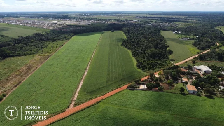 Fazenda à Venda, 28 m² em Chácara De Lazer Monaliza - Sinop