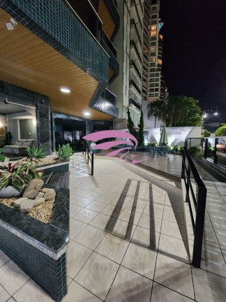 Imagem Imóvel com 4 Quartos à Venda, 181 m² em Centro - Balneário Camboriú Imagem Imóvel com 4 Quartos à Venda, 181 m² em Centro - Balneário Camboriú