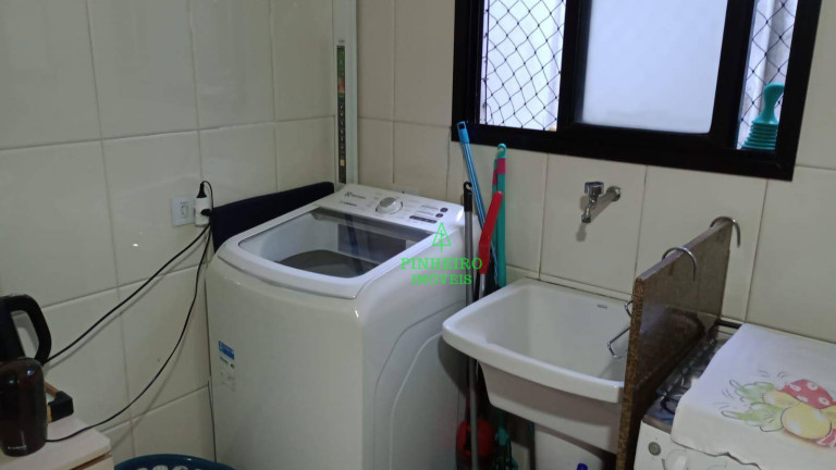 Imagem Apartamento com 2 Quartos à Venda, 71 m² em Itaipu - Niterói