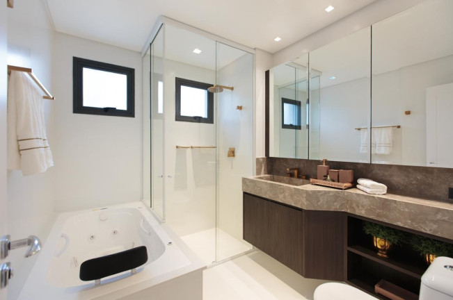 Imagem Imóvel com 4 Quartos à Venda, 200 m² em Centro - Balneário Camboriú