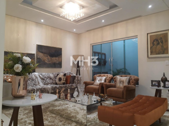 Sobrado com 4 Quartos à Venda, 330 m² em Jardim Residencial Ravagnani - Sumaré