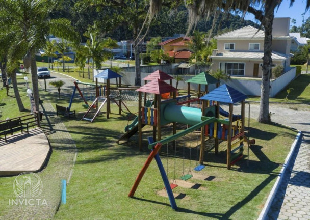 Imagem Casa com 4 Quartos à Venda, 100 m² em Ariribá - Balneário Camboriú Imagem Casa com 4 Quartos à Venda, 100 m² em Ariribá - Balneário Camboriú