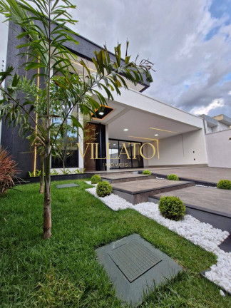 Imagem Casa com 4 Quartos à Venda, 238 m² em Moinho Dos Ventos - Goiânia