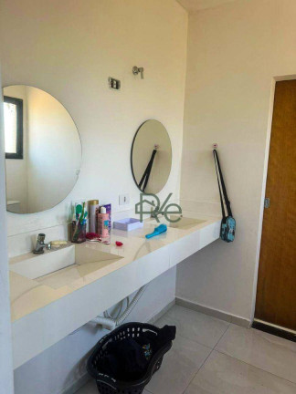 Imagem Casa com 4 Quartos à Venda, 265 m² em Condomínio Ninho Verde Ii - Pardinho Imagem Casa com 4 Quartos à Venda, 265 m² em Condomínio Ninho Verde Ii - Pardinho