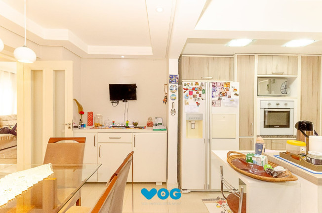 Imagem Imóvel com 3 Quartos à Venda, 117 m² em Petrópolis - Porto Alegre Imagem Imóvel com 3 Quartos à Venda, 117 m² em Petrópolis - Porto Alegre