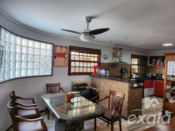 Imagem Sobrado com 5 Quartos à Venda, 425 m² em Manguinhos - Serra