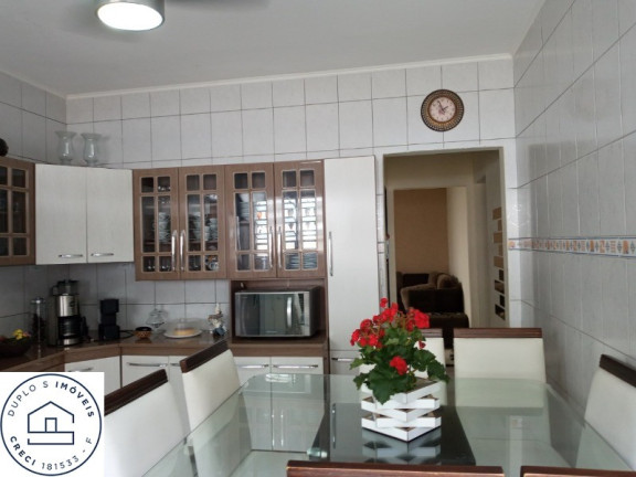 Imagem Casa com 4 Quartos à Venda, 290 m² em Campo Limpo - São Paulo