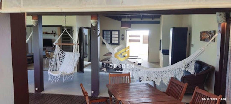 Imagem Casa com 6 Quartos à Venda, 2.000 m² em Canto Grande - Bombinhas Imagem Casa com 6 Quartos à Venda, 2.000 m² em Canto Grande - Bombinhas