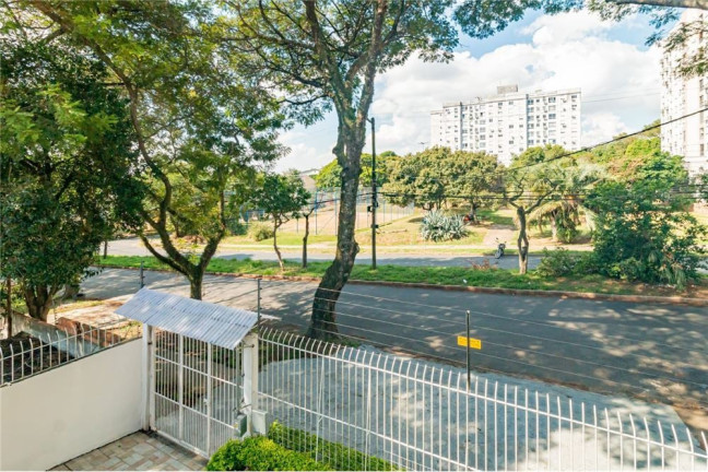 Imagem Casa com 3 Quartos à Venda,  em Sarandi - Porto Alegre