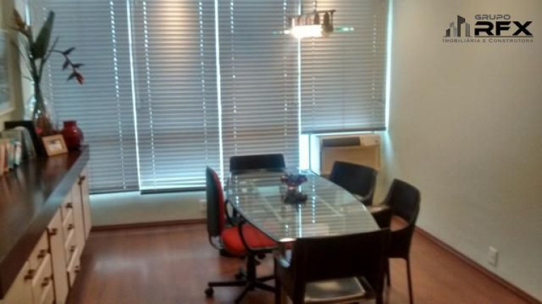 Sala Comercial à Venda, 35 m² em Centro - Niterói