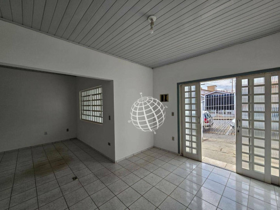 Imagem Casa com 3 Quartos à Venda, 129 m² em Centro - Atibaia