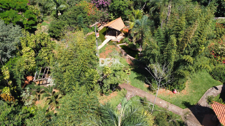 Imagem Imóvel com 16 Quartos à Venda, 4.400 m² em Planaltina - Brasília Imagem Imóvel com 16 Quartos à Venda, 4.400 m² em Planaltina - Brasília