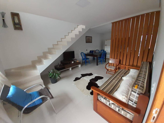 Imagem Casa com 2 Quartos à Venda, 75 m² em José Amandio - Bombinhas Imagem Casa com 2 Quartos à Venda, 75 m² em José Amandio - Bombinhas