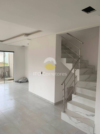 Imagem Casa com 3 Quartos à Venda, 90 m² em Itacolomi - Balneário Piçarras
