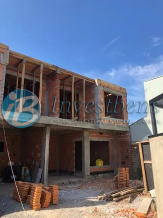 Imagem Casa de Condomínio com 3 Quartos à Venda, 104 m² em Fazendinha - Curitiba
