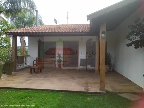Imagem Casa com 4 Quartos à Venda, 360 m² em Chacaras Catagua - Taubaté Imagem Casa com 4 Quartos à Venda, 360 m² em Chacaras Catagua - Taubaté