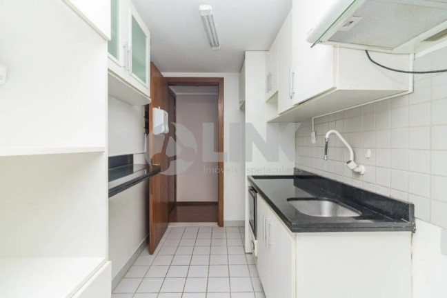 Imagem Apartamento com 3 Quartos à Venda, 70 m² em Cristo Redentor - Porto Alegre Imagem Apartamento com 3 Quartos à Venda, 70 m² em Cristo Redentor - Porto Alegre