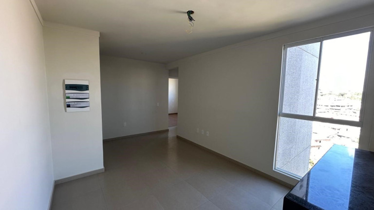 Imagem Imóvel com 2 Quartos à Venda, 65 m² em Cabral - Contagem