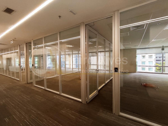 Imagem Imóvel Comercial para Alugar, 371 m² em Cidade Monções - São Paulo