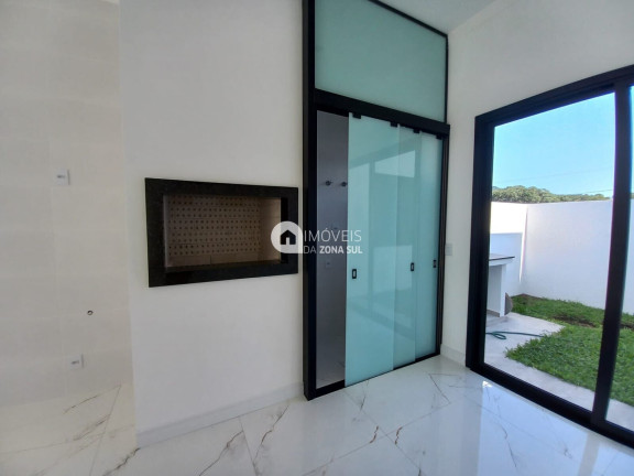 Imagem Casa com 3 Quartos à Venda, 100 m²
