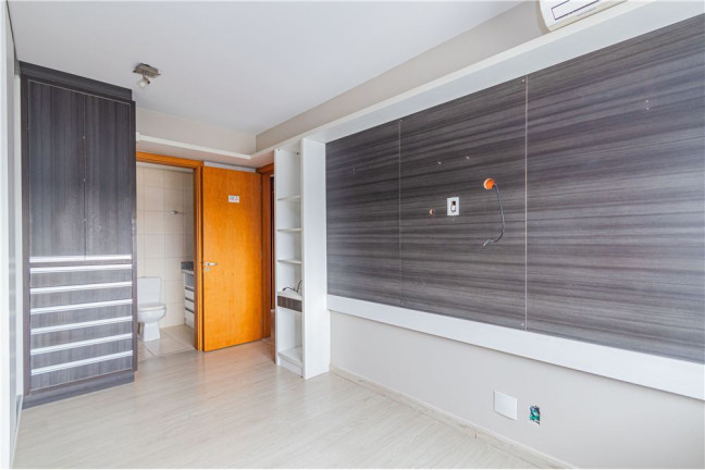 Imagem Apartamento com 2 Quartos à Venda, 86 m² em Menino Deus - Porto Alegre