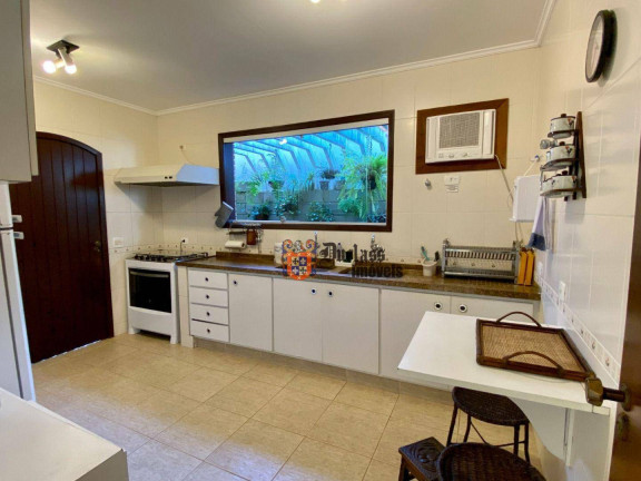 Imagem Sobrado com 5 Quartos à Venda, 370 m² em Jardim Pedra Verde - Ubatuba