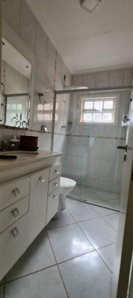 Imagem Casa com 4 Quartos à Venda,  em Floresta - Joinville