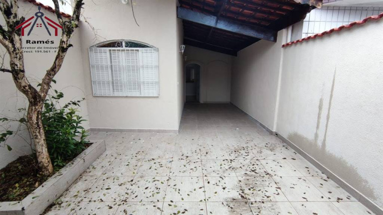 Imagem Casa com 2 Quartos à Venda, em Guilhermina - Praia Grande Imagem Casa com 2 Quartos à Venda, em Guilhermina - Praia Grande