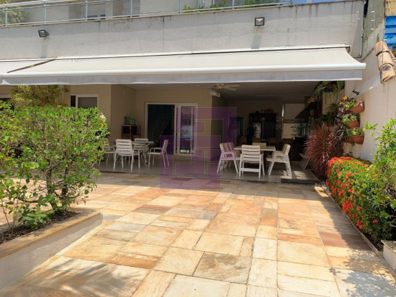 Imagem Sobrado com 7 Quartos à Venda, 429 m² em Enseada - Guarujá Imagem Sobrado com 7 Quartos à Venda, 429 m² em Enseada - Guarujá