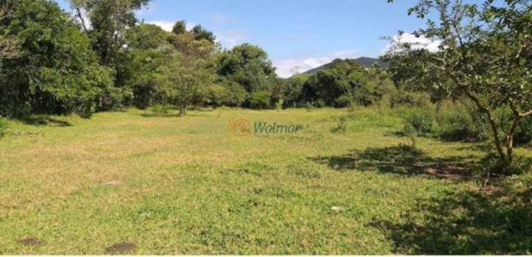 Imagem Imóvel com 3 Quartos à Venda, 320 m² em Centro - Monte Sião Imagem Imóvel com 3 Quartos à Venda, 320 m² em Centro - Monte Sião