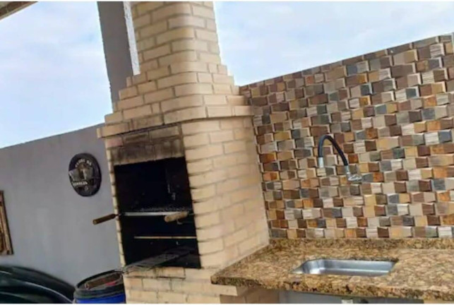 Imagem Casa com 5 Quartos à Venda, 250 m² em Ponte Dos Leites - Araruama Imagem Casa com 5 Quartos à Venda, 250 m² em Ponte Dos Leites - Araruama