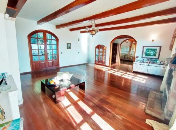 Casa com 4 Quartos para Alugar, 513 m² em Belvedere - Belo Horizonte